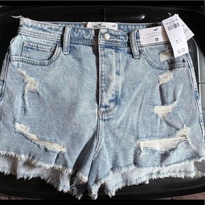 Hollister Curvy Ultra Highwaist Mom Shorts